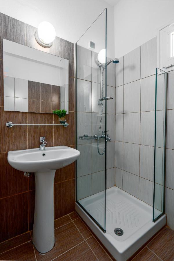 Hotel Grekas Néoi Póroi Luaran gambar