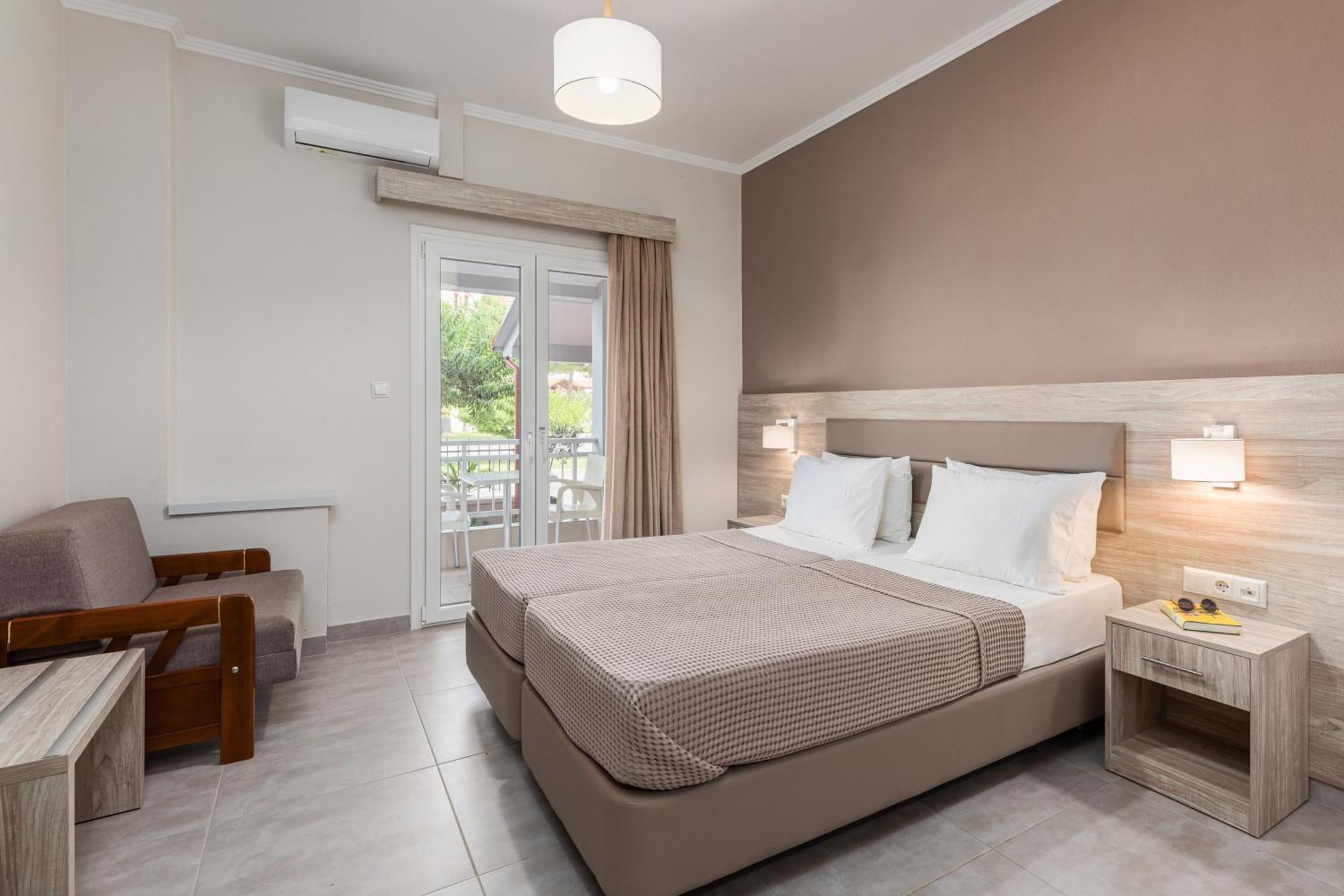 Hotel Grekas Néoi Póroi Luaran gambar