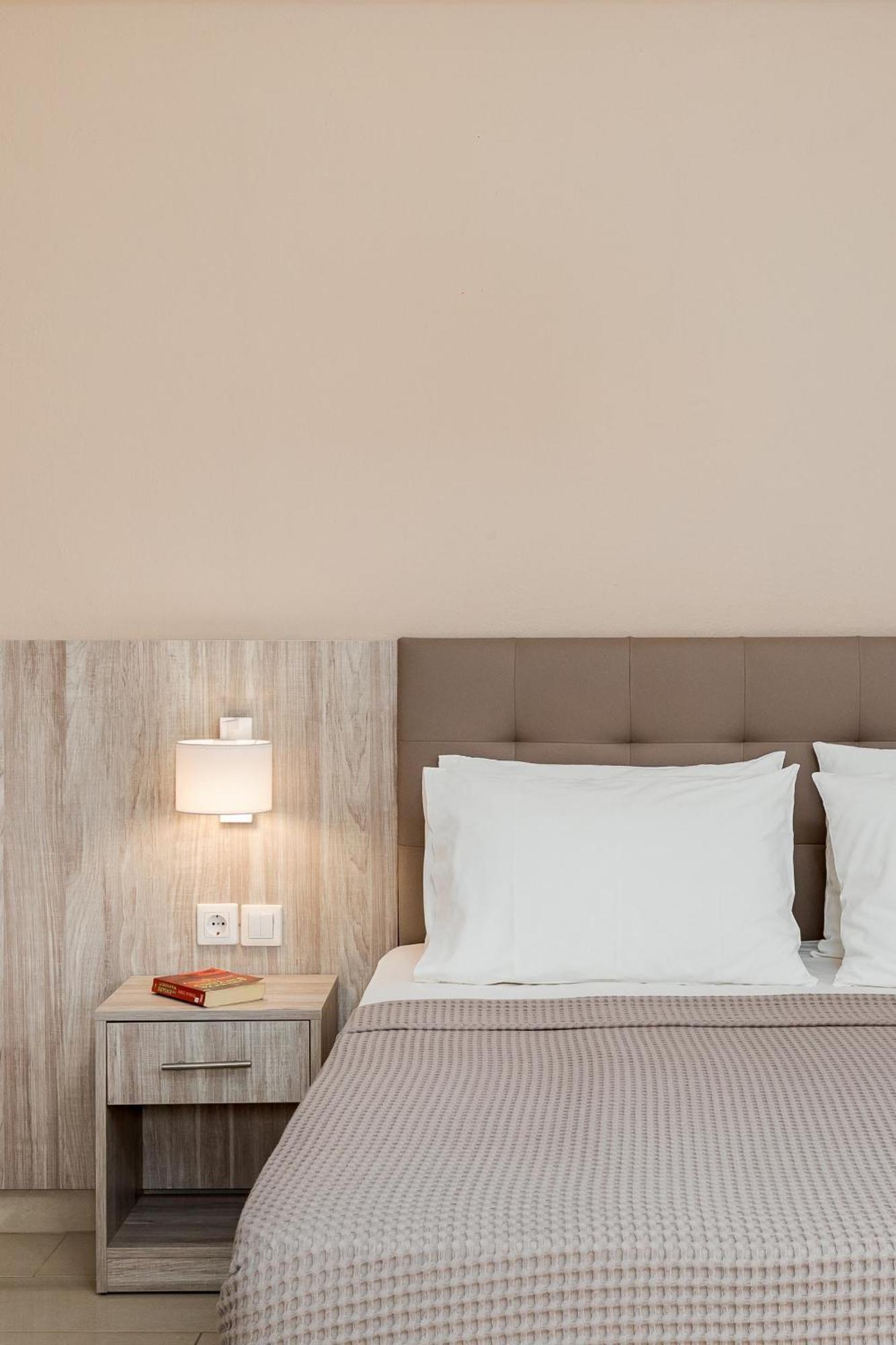 Hotel Grekas Néoi Póroi Luaran gambar