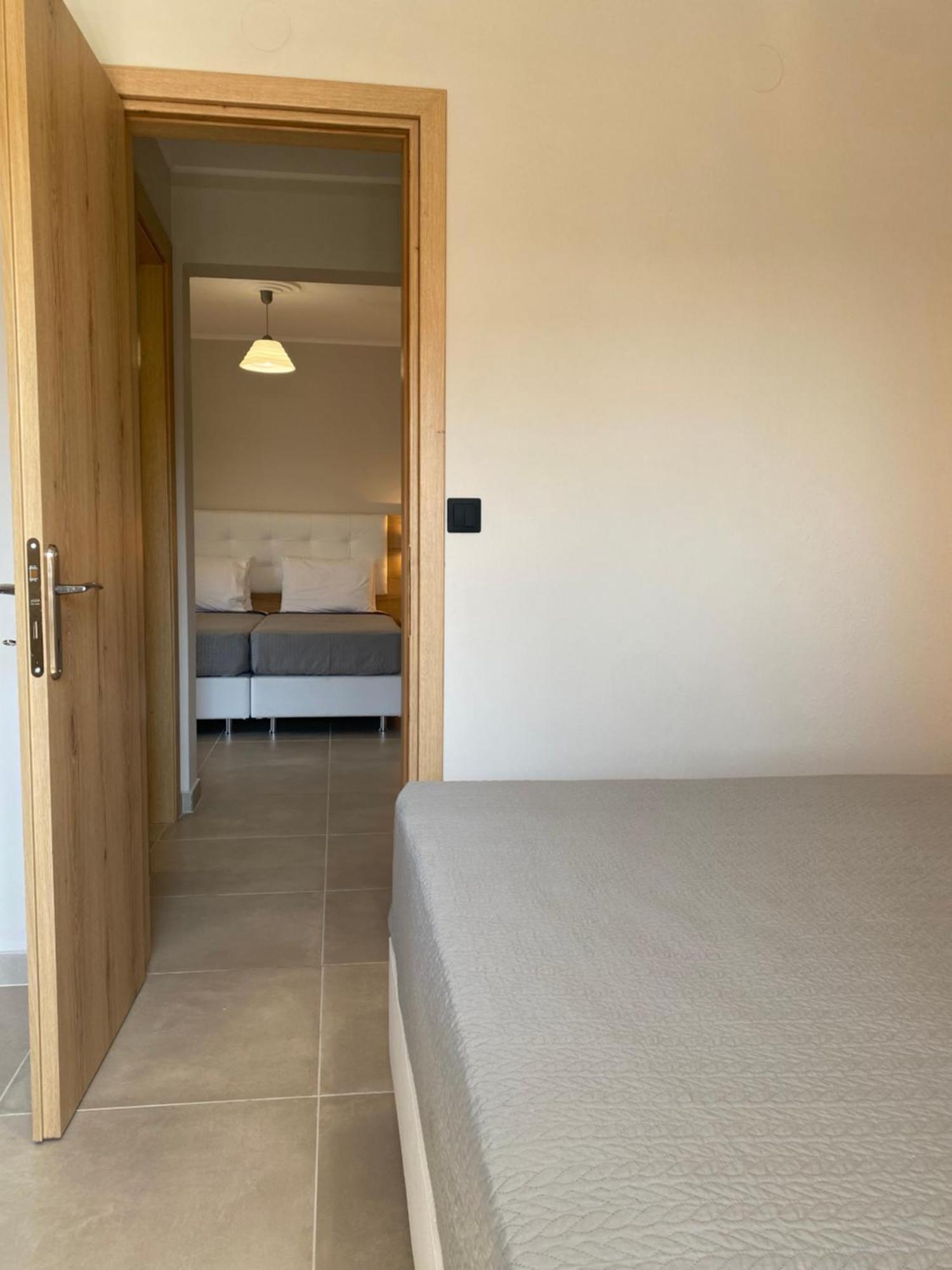Hotel Grekas Néoi Póroi Luaran gambar